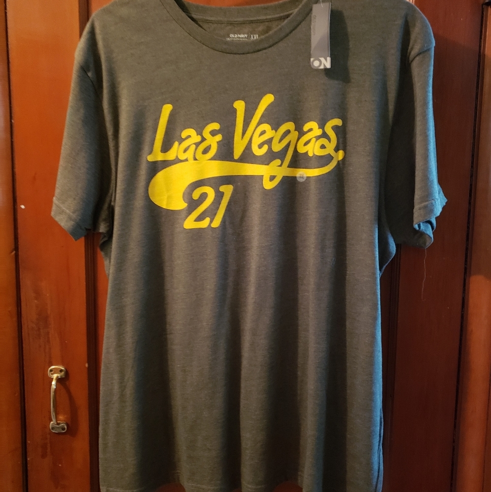 Old Navy Las Vegas 21 Short Sleeve Shirt Size XXL